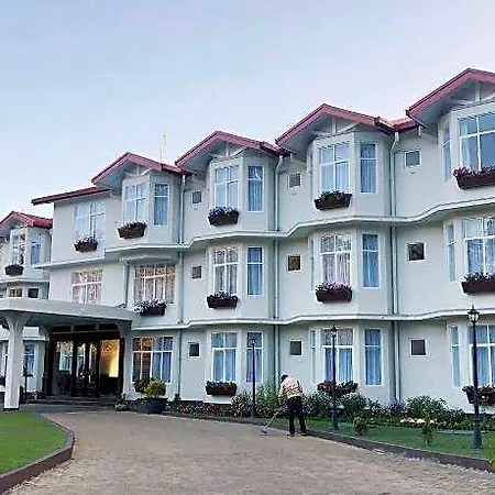 Hotel Galway Forest