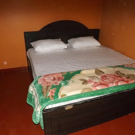 Hillcrest Homestay Nuwara Eliya