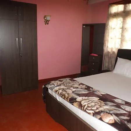 Hillcrest Homestay Nuwara Eliya