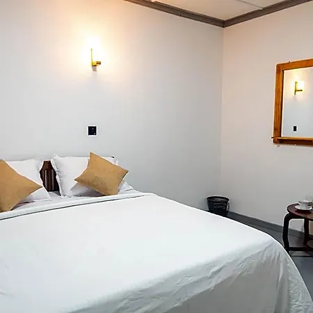 Earth And Sky Resort 3*