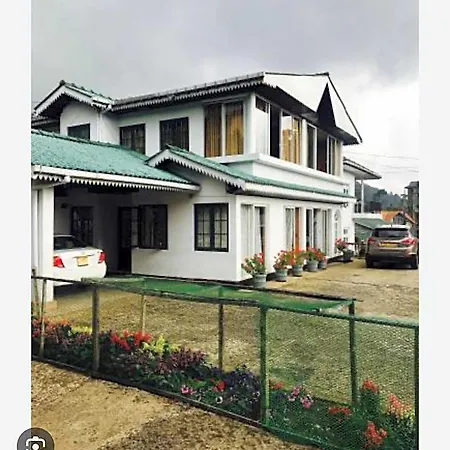 Hotel Single Tree Nuwara Eliya. 2*