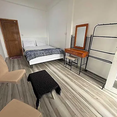 Shiny Cot Hotel 5*
