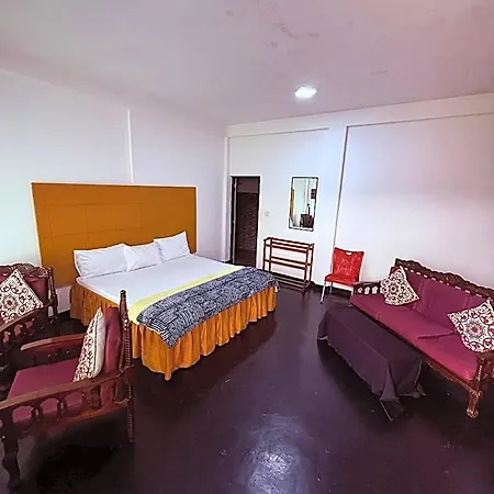 Hotel Shiny Cot Nuwara Eliya