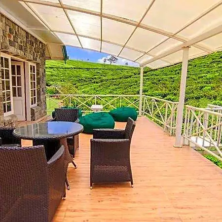 Sarah Hotel 3*