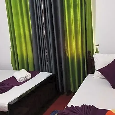 Green Villa Hotel *