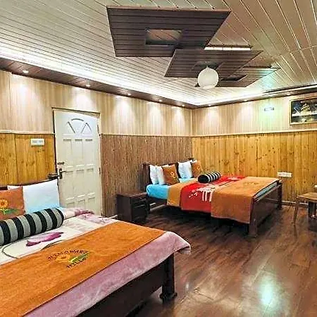 Himawari Hills And Guest house