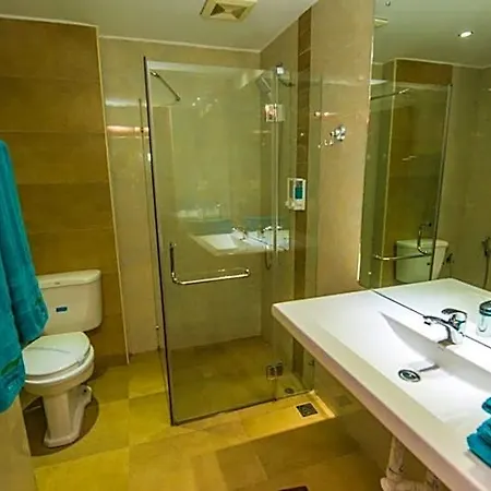 Ramboda Falls Hotel 4*