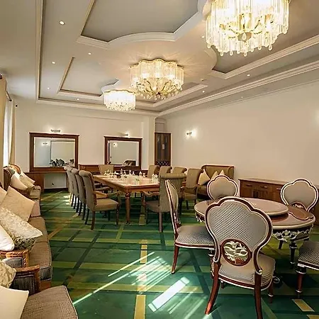 Araliya Hotel Nuwara Eliya