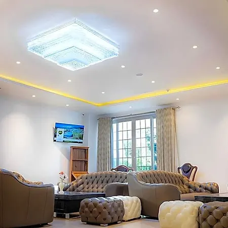 Hotel Araliya 5*