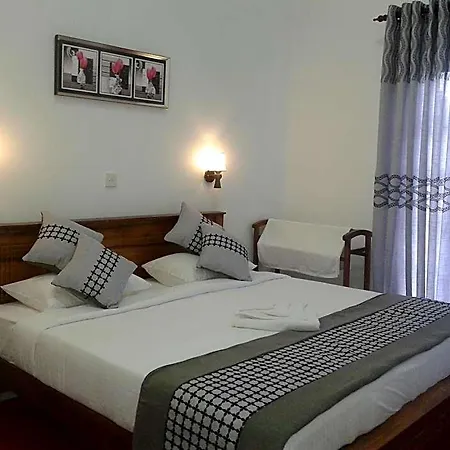 The Royal Terrace Bed & Breakfast
