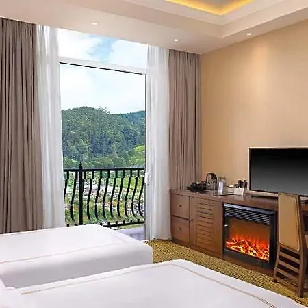 The Golden Ridge Hotel Nuwara Eliya