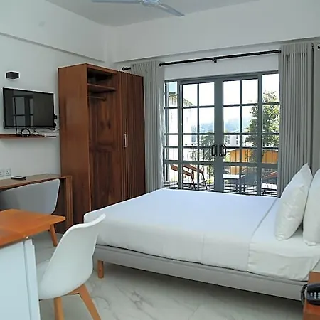 88th Hotel