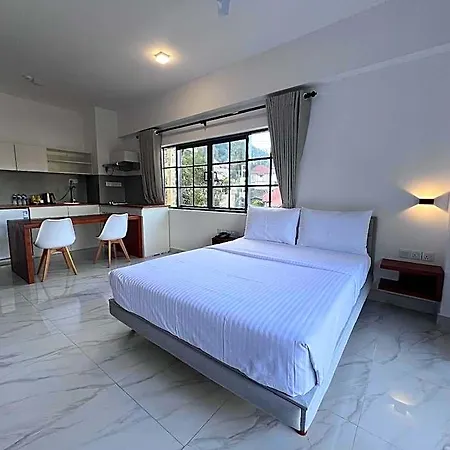 Hotel 88th 3*
