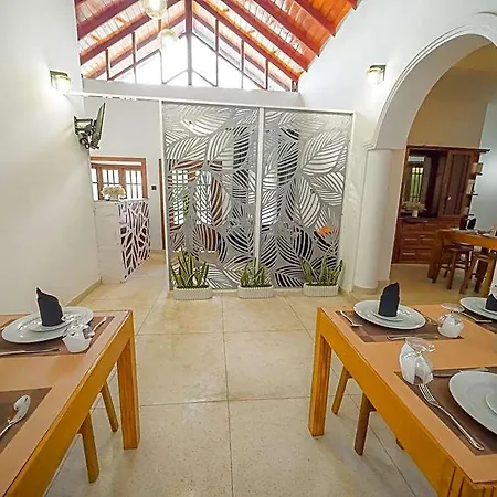 Hotel Omenco Nuwara Eliya