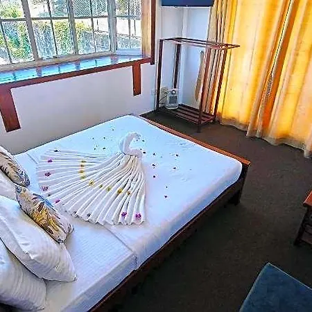 Aaradhya Hotel Nuwara Eliya