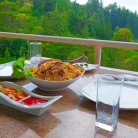 Lassana Hotel