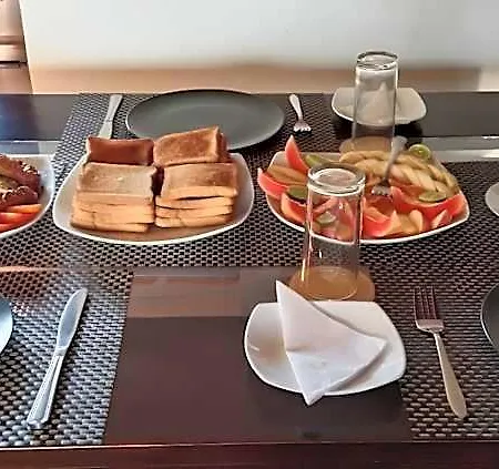 Thalagala Oya & Restaurant *