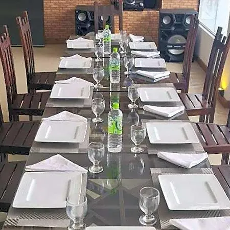 Rich 4*