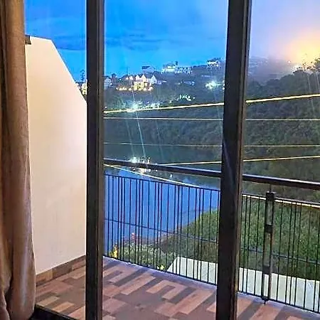 Rich 4* Nuwara Eliya