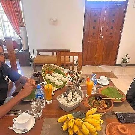Hotel Queensland Nuwara Eliya
