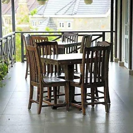 Pedro Barn Hotel 4*