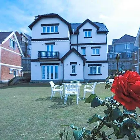 Hotel Ftratford - Nuwara Eliya