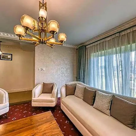 Ftratford - Hotel Nuwara Eliya