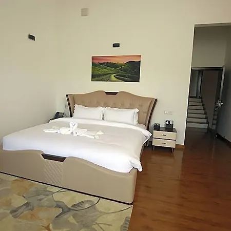 La Casa Lindula Hotel