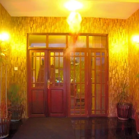 View Hotel 3*