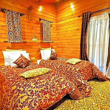 Queenswood 5*