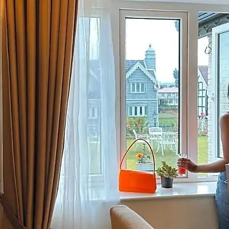 Ftratford - Hotel Nuwara Eliya