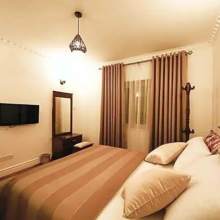 Ftratford - Hotel 2*