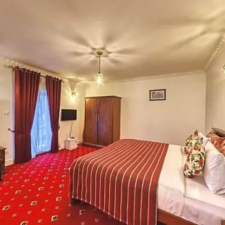 Ftratford - Hotel