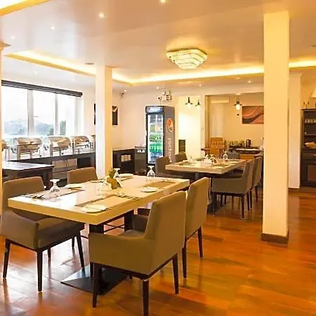Grand Turf Hotel