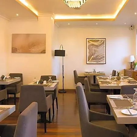 Grand Turf 5* Nuwara Eliya