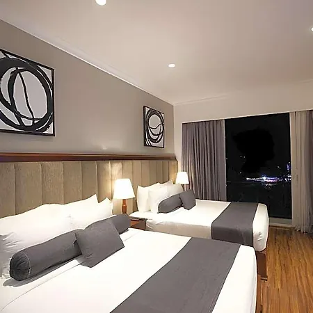 Grand Turf 5* Nuwara Eliya