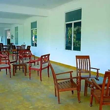 Glenloch Tea Factory Hotel