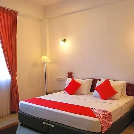 Glenloch Tea Factory Hotel Nuwara Eliya