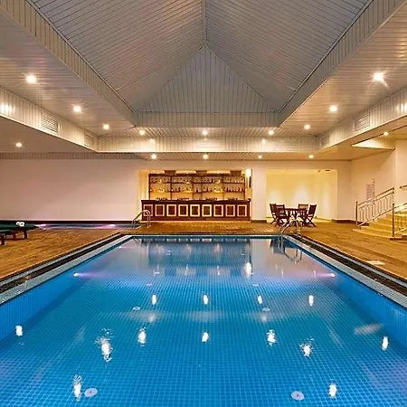Araliya Red -