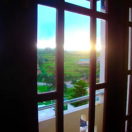 View Hotel Nuwara Eliya