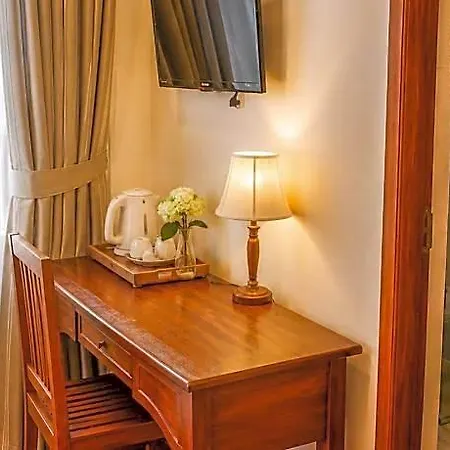 Hotel Daffodils