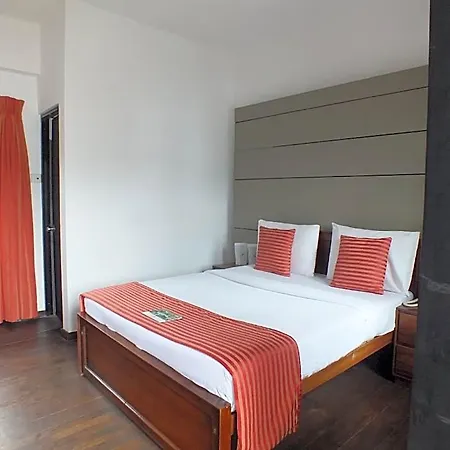 42 Nuwara Eliya