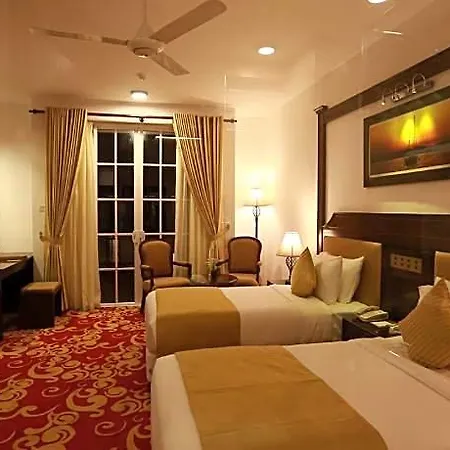 Hotel Nuwara Eliya- The Blackpool Nuwara Eliya