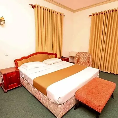 Alpine Hotel