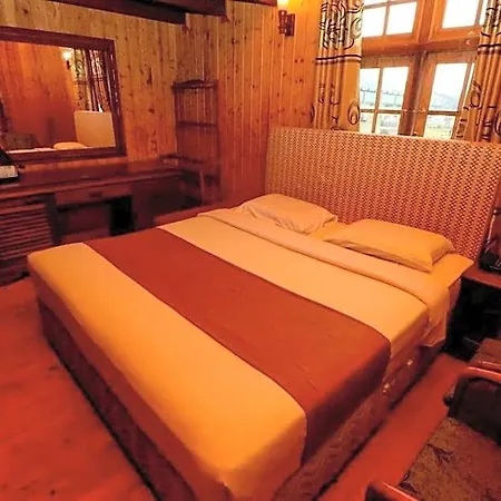 Hotel Alpine Nuwara Eliya