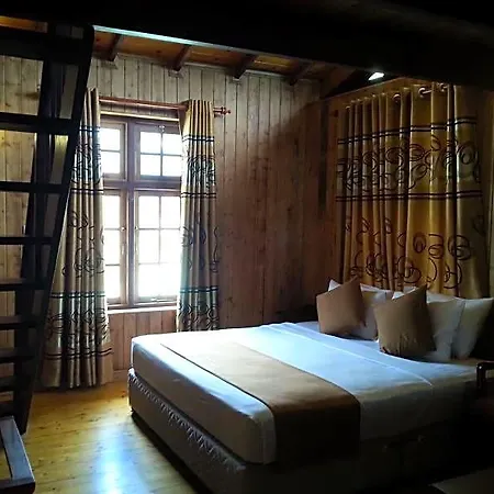 Alpine Nuwara Eliya