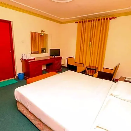 Alpine Hotel 3*