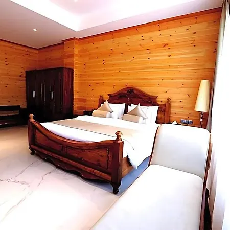 Araliya Red - Hotel Nuwara Eliya