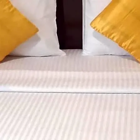 The Train View Bed & Breakfast 3*