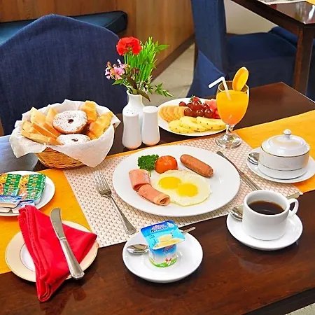 Hotel Unique 3*